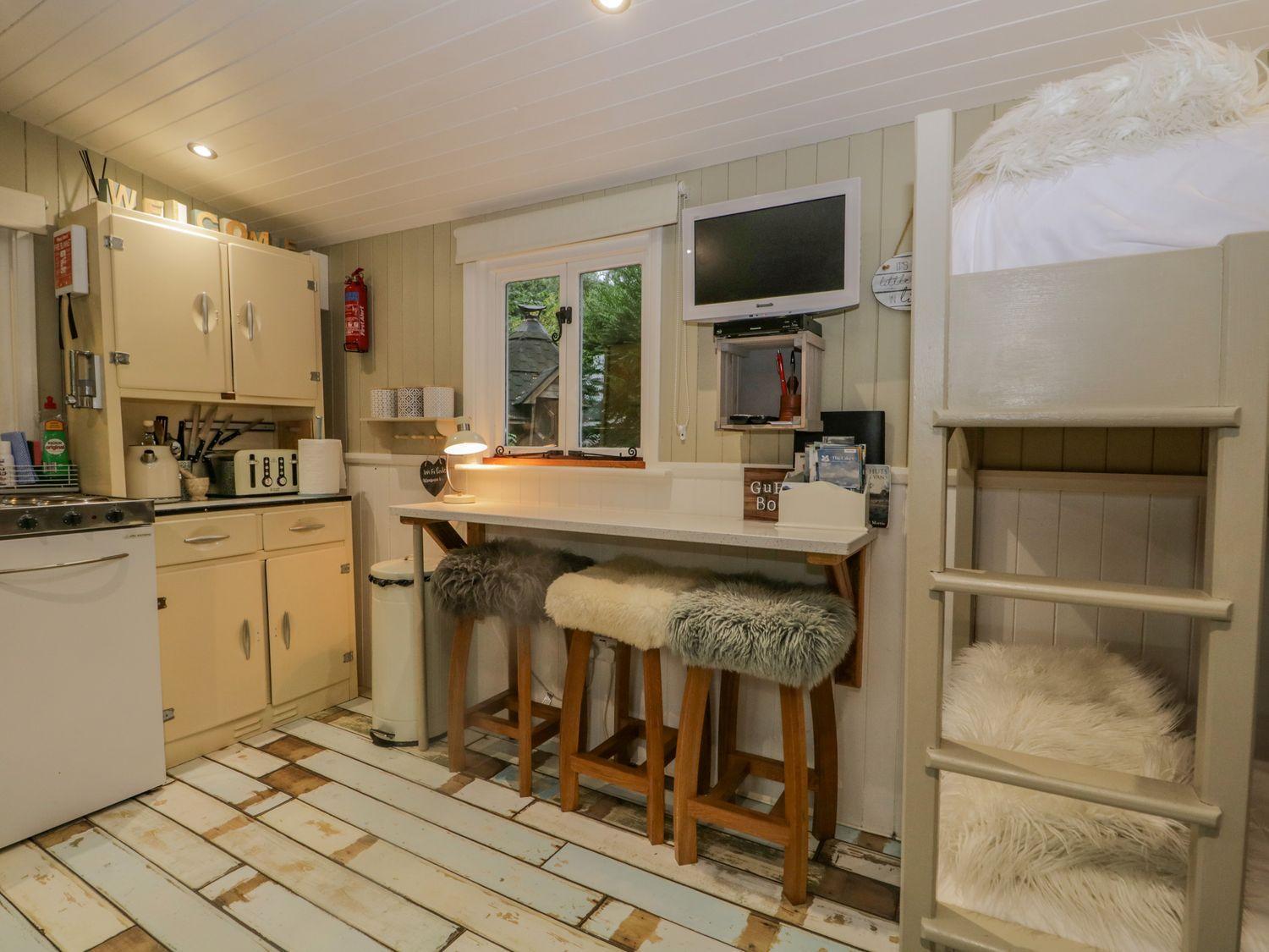 Woodmans Huts Hotel Haverthwaite Екстериор снимка