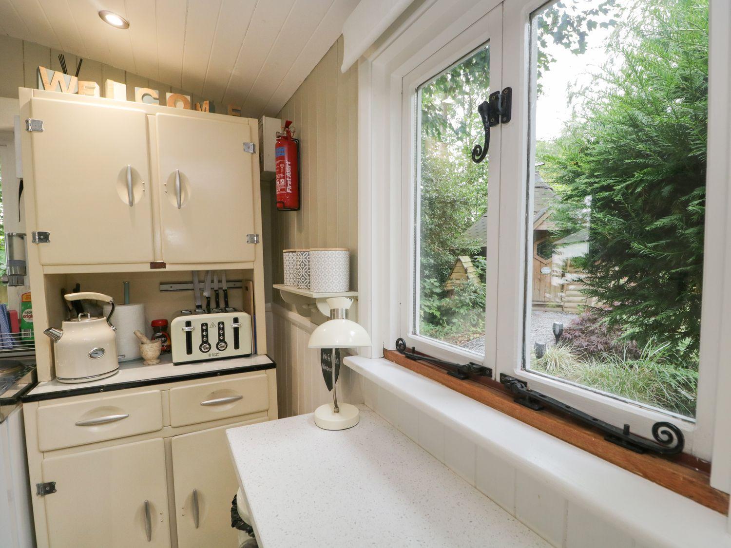 Woodmans Huts Hotel Haverthwaite Екстериор снимка